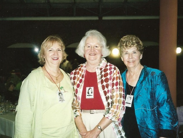 Doretha,Jeanette and Carolyn A.jpg